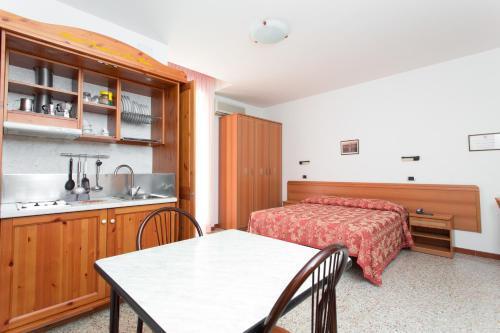 Hotel Residence Des Bains Чезенатико Екстериор снимка